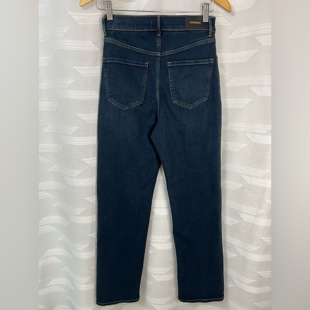 NWT Express Modern Straight Super High Rise Jeans - Picture 3 of 4